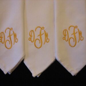 Personalized Napkins - 8 Monogrammed  dinner napkins